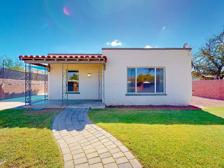 4144 E Desert Pl photo 4