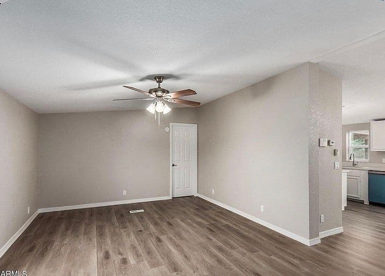 3504 E Triple Crown Dr photo 3
