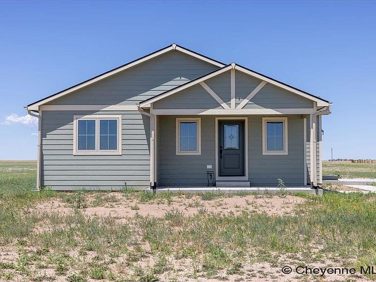 304 Conroy Ct photo 2