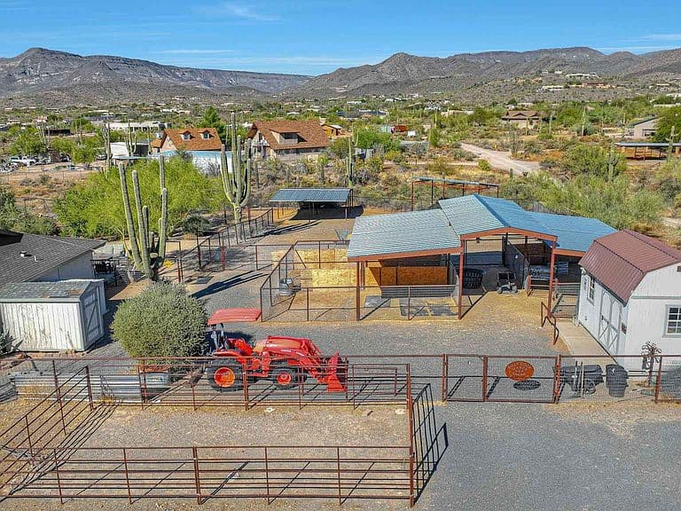 6914 E Highland. Road photo 1