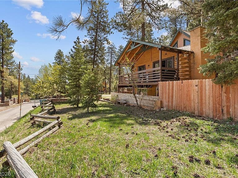 4187 Matterhorn Way photo 5