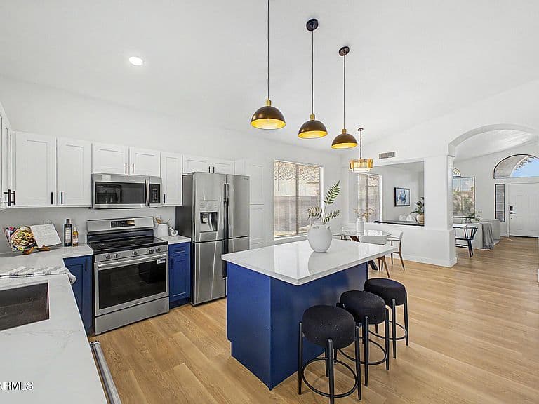 1622 S LEMON Street photo 5