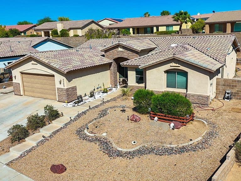 2525 S View Pkwy photo 2