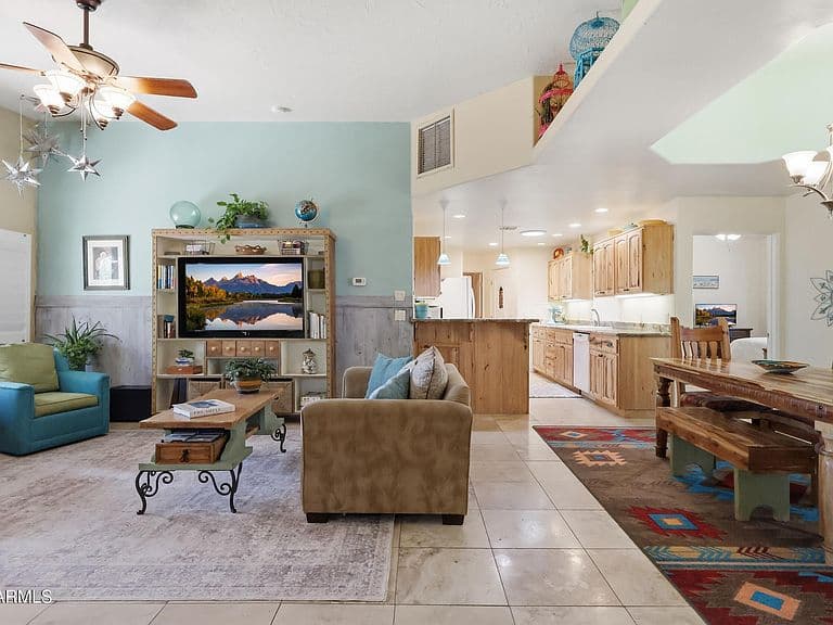4755 E KERRY Drive photo 5