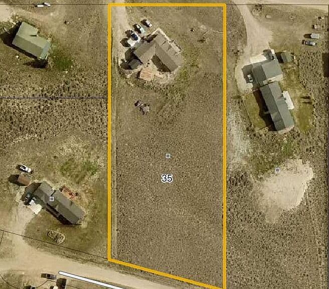 35 Hawken Ln photo 3
