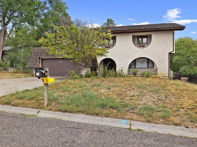 3143 Marguerite Blvd photo 3