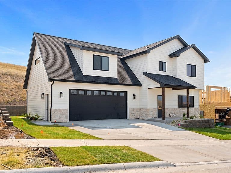 7134 Helenka Rose Dr photo 2