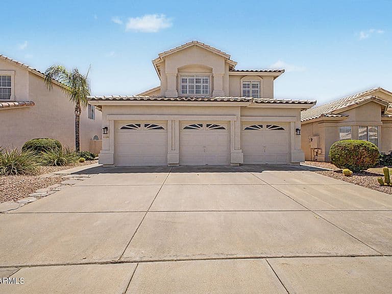 9289 E BLANCHE Drive photo 1