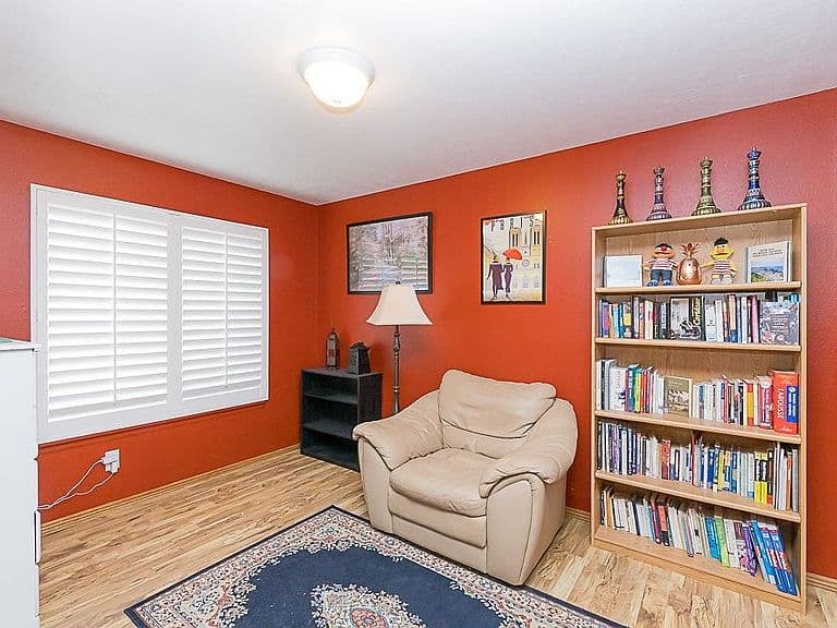 121 Morning Glory Way photo 4