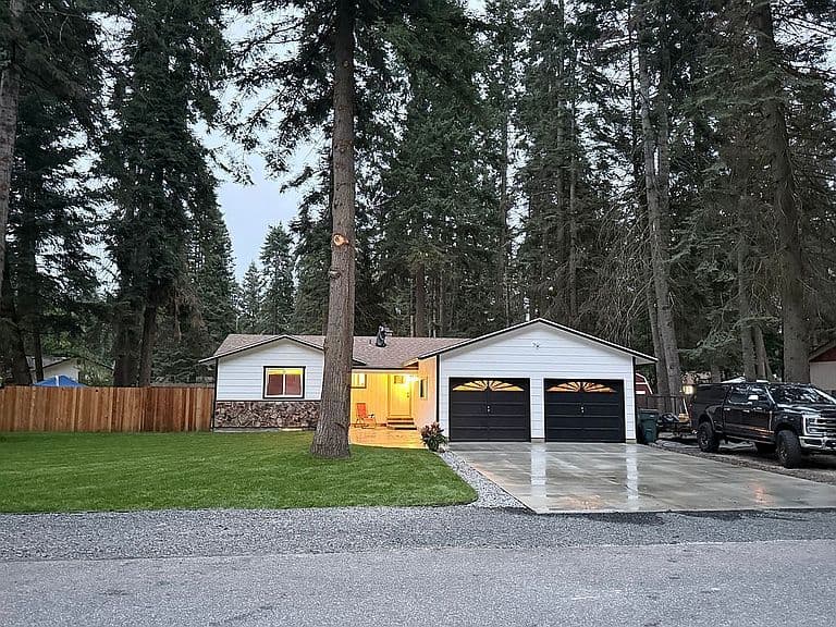 12214 N Emerald Dr photo 2
