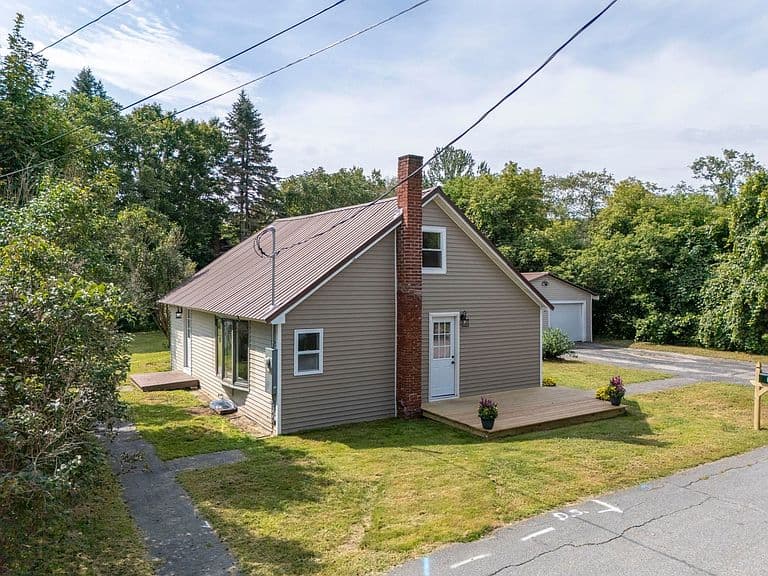 13 Fairbanks Road photo 3