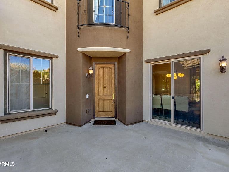 3807 E QUAIL Avenue photo 3