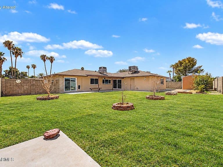 4716 W ROYAL PALM Road photo 4
