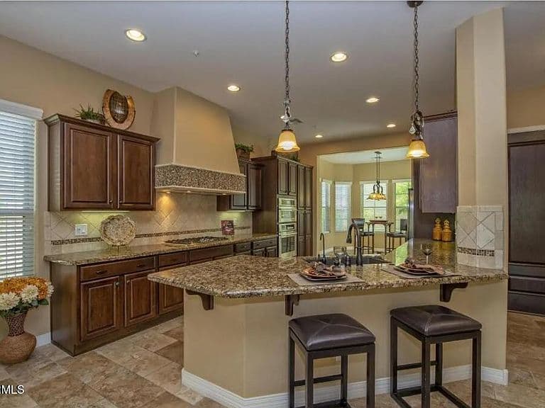 12954 W LONE TREE Trail photo 4
