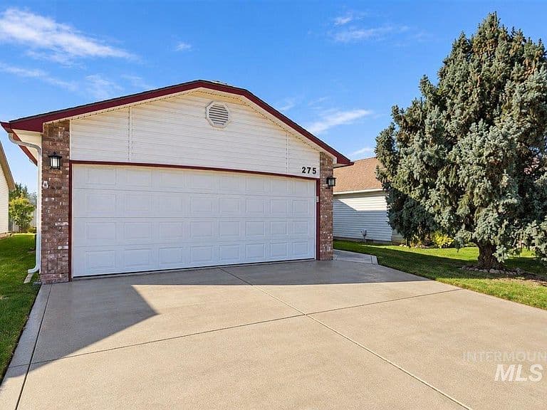 275 E Spinosa Dr photo 2