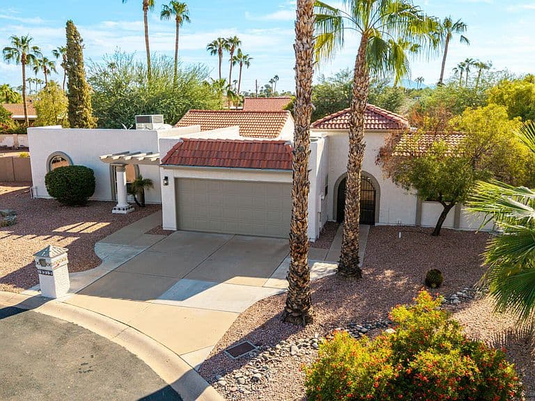 10313 E LOTUS Court photo 4