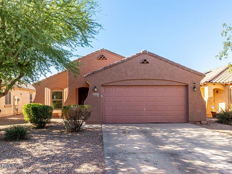 43871 W Cowpath Rd photo 2