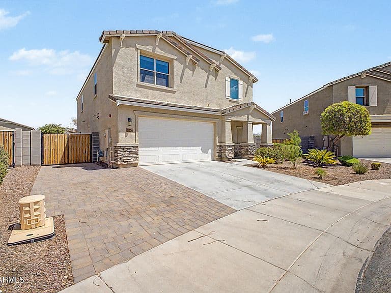 21334 W HOLLY Street photo 3