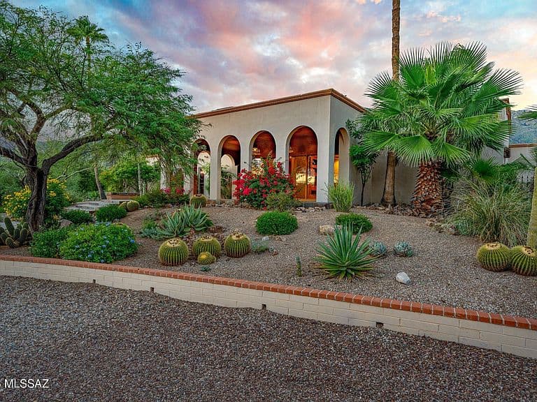 5305 E Gleneagles Dr photo 2