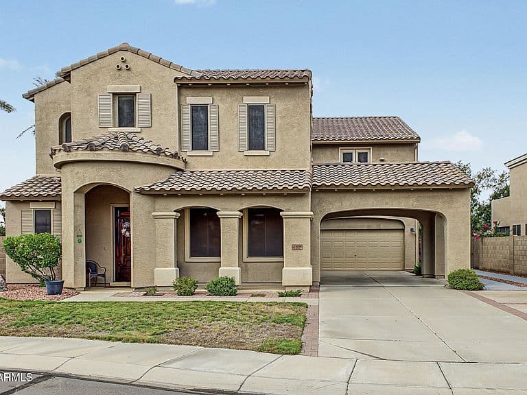 13038 W SEGOVIA Drive photo 1