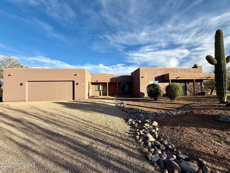 9207 S Placita Saguaro Solitario photo 1