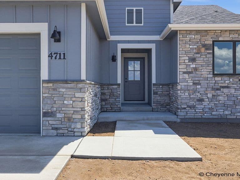 4711 Blue Rdg photo 2