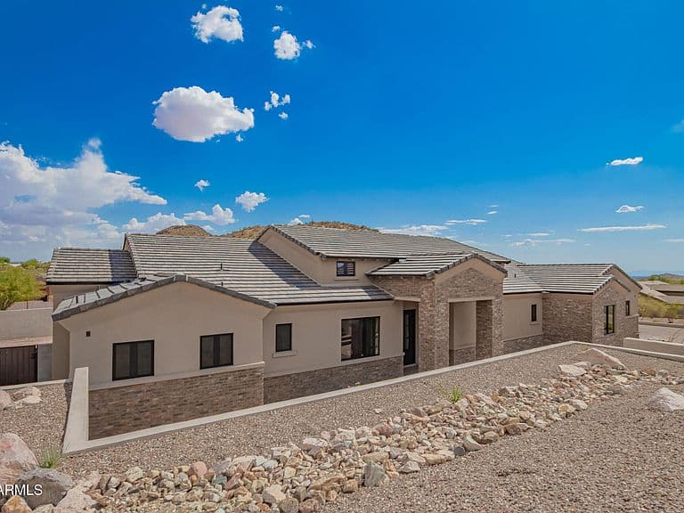 8871 E Canyon Vista Drive photo 2