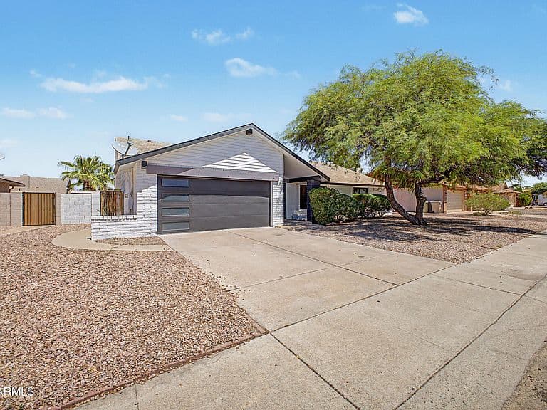 6030 W RIVIERA Drive photo 1