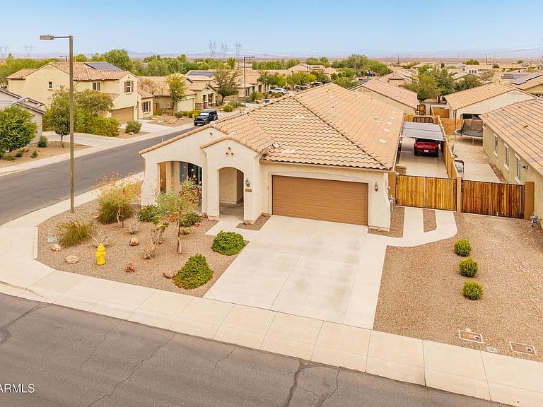 25996 W TONOPAH Drive photo 4