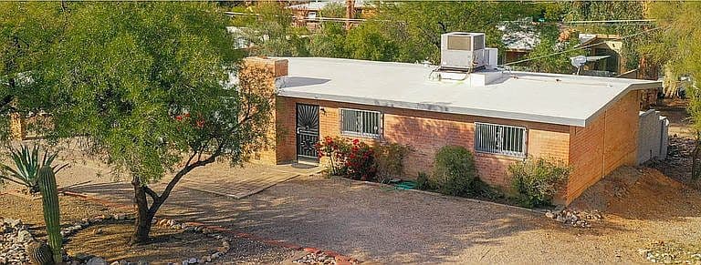 7011 E Rosewood St photo 1