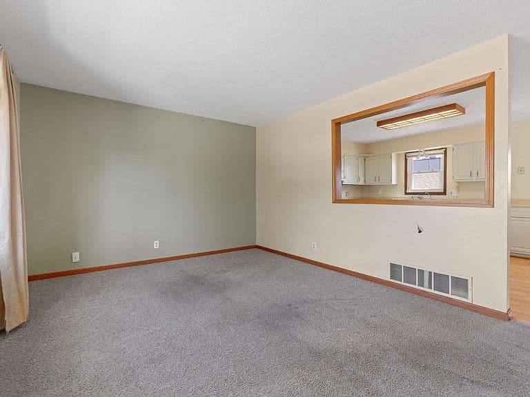 1514 Racine St photo 3