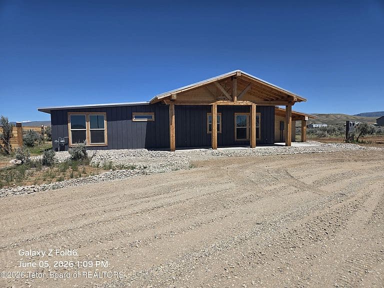 45 Frontage Rd photo 1