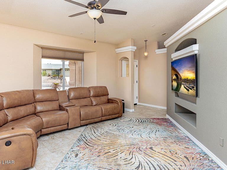 1326 Stardust Bay photo 5