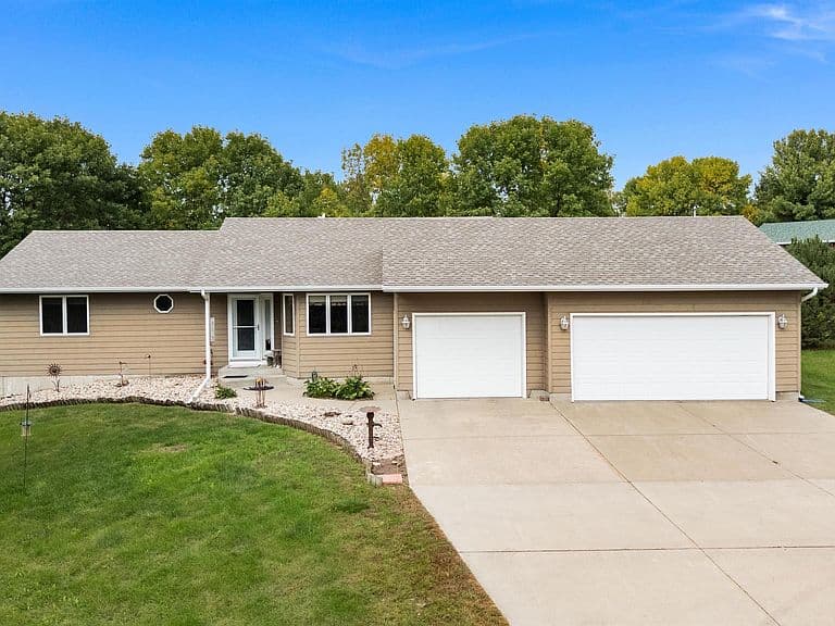 25788 Packard Ln photo 3