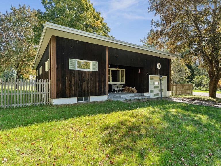 119 Metayer Court photo 3
