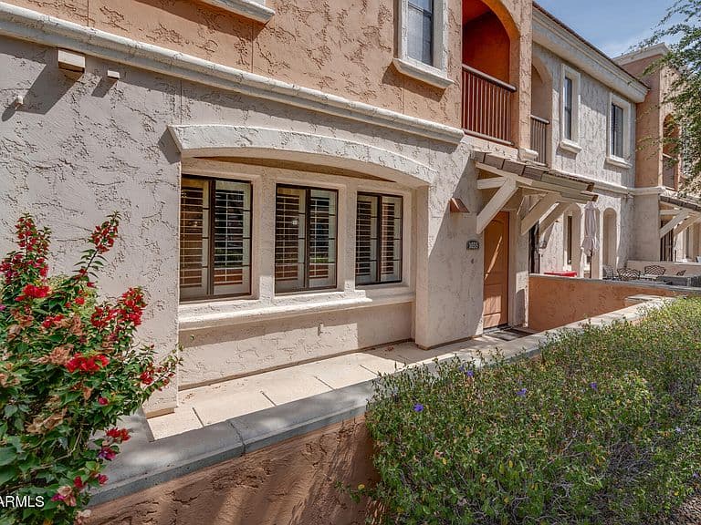 10757 N 74TH Street #1033 photo 2