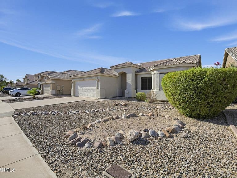 11312 E COVINA Street photo 3