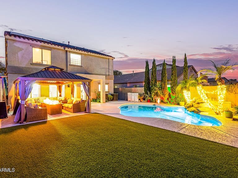 9220 N 182nd Dr photo 1