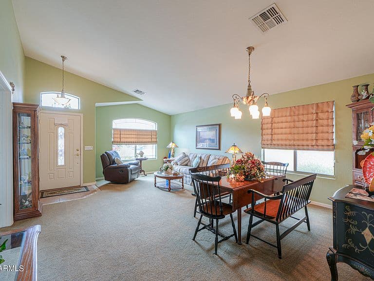 1679 E Angelica Dr photo 5