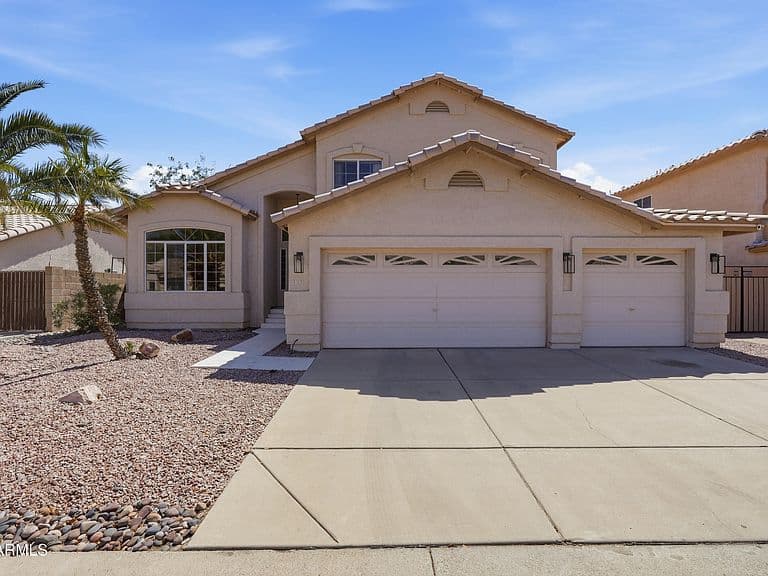4811 W TARO Drive photo 1