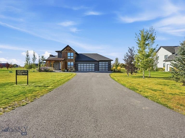169 Riparian Way photo 3