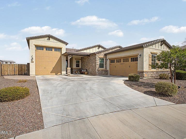 17308 W Echo Lane photo 3