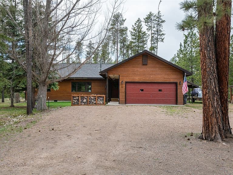 121 Peacemaker Pl photo 3