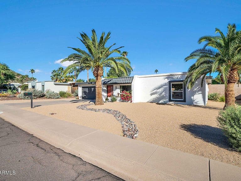 2420 E SHANGRI LA Road photo 3