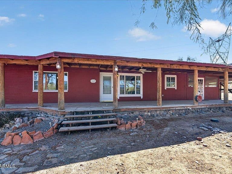 602 W CIRCLE MOUNTAIN Road photo 1
