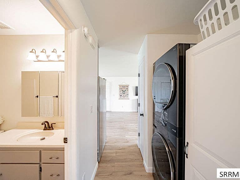 6266 W 81 S photo 5