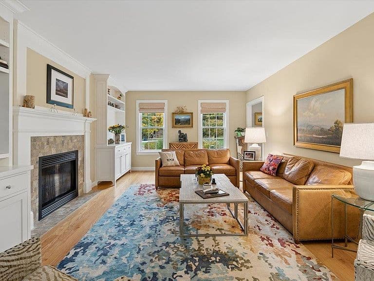 31 Samuel Drive photo 3