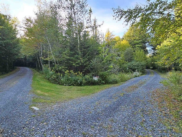3790 East Warren Road photo 2