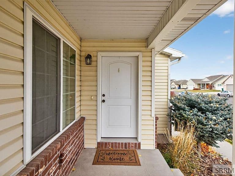 318 Polo Dr photo 4