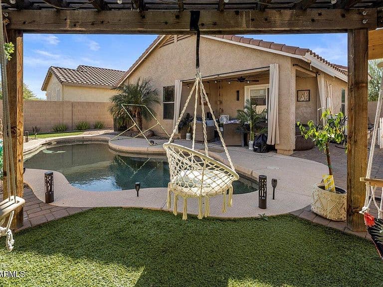 2006 W Gold Dust Ave photo 1